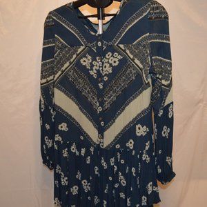 Free People Women's Blue Sz Large Boho Floral Geometric Print Long Sleeve Tunic